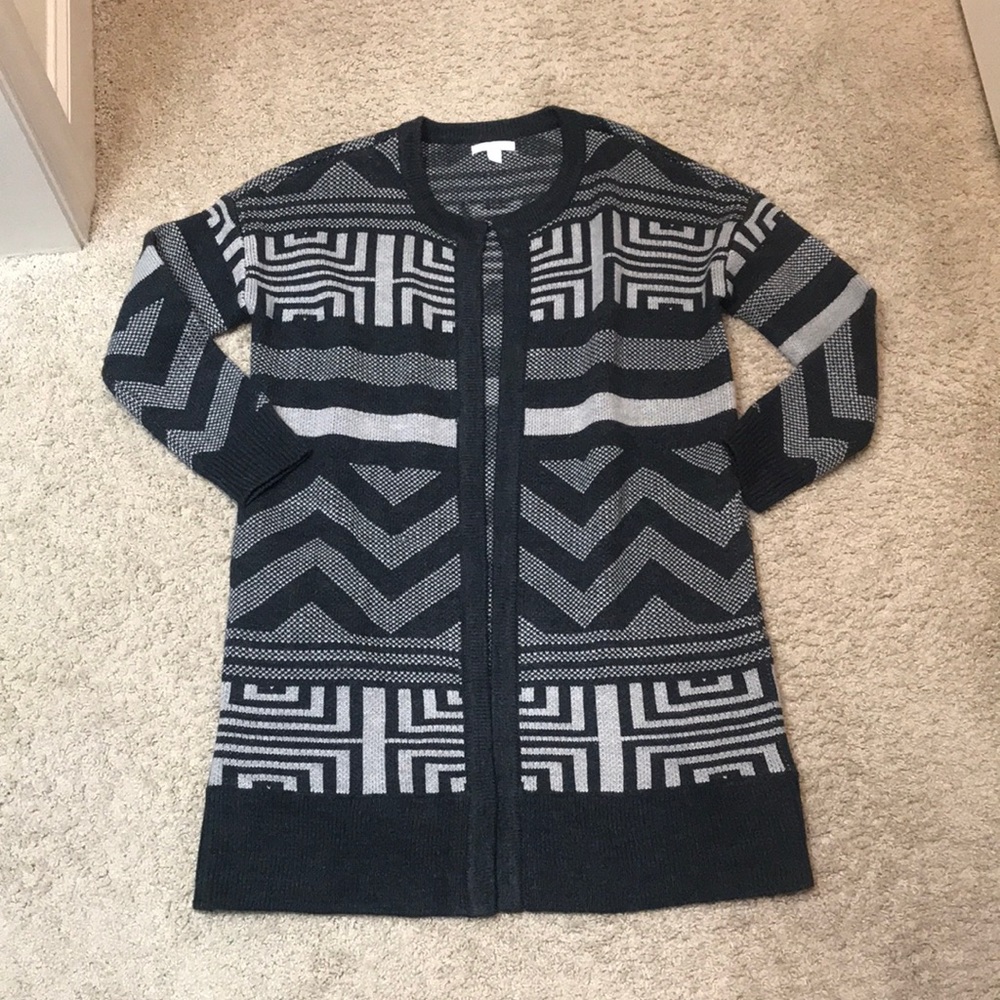 New York & Company Geometric Print Cardigan